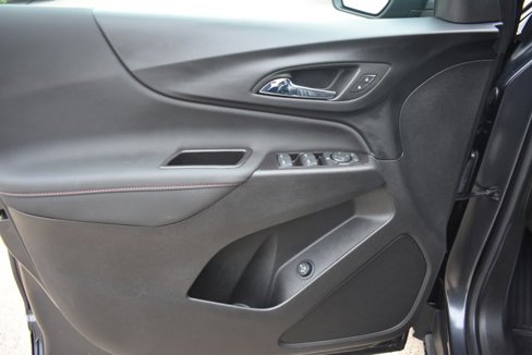 Used 2022 Chevrolet Equinox RS image 13