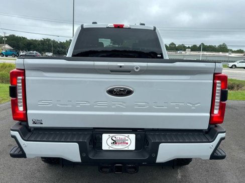 New 2025 Ford F250 Lariat w/ Black Appearance Package image 3