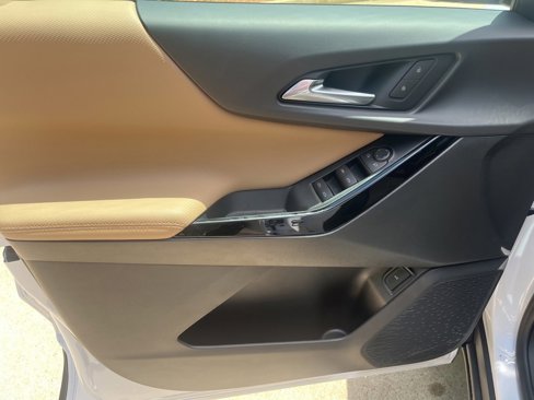 New 2026 Chevrolet Equinox ACTIV w/ Safety and Technology Package image 11