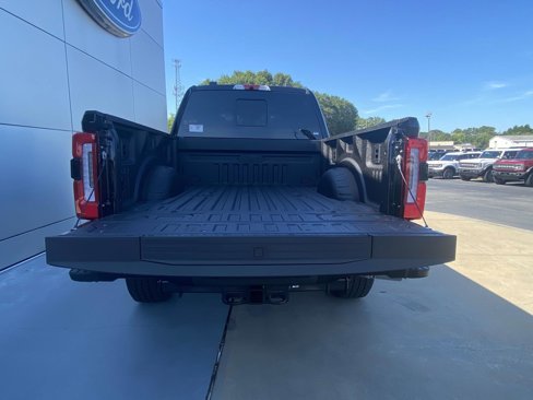 New 2025 Ford F350 Platinum w/ Platinum Plus Package image 6