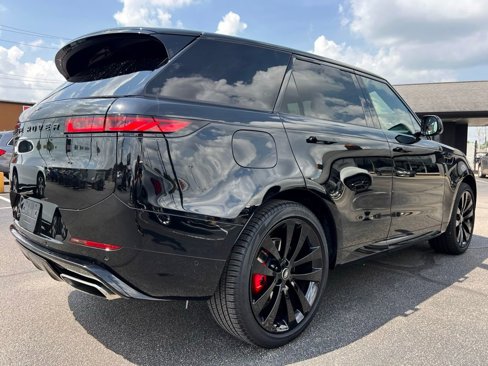 Used 2024 Land Rover Range Rover Sport Dynamic SE image 8