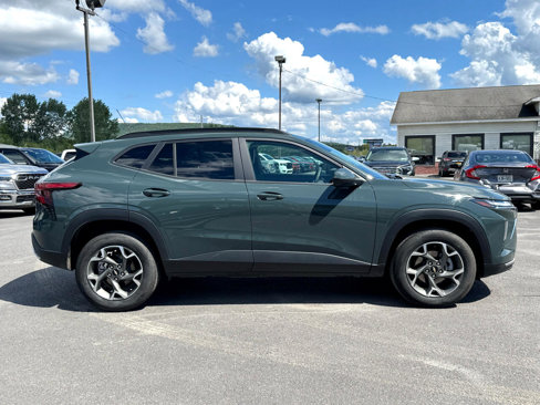Used 2025 Chevrolet Trax LT image 4