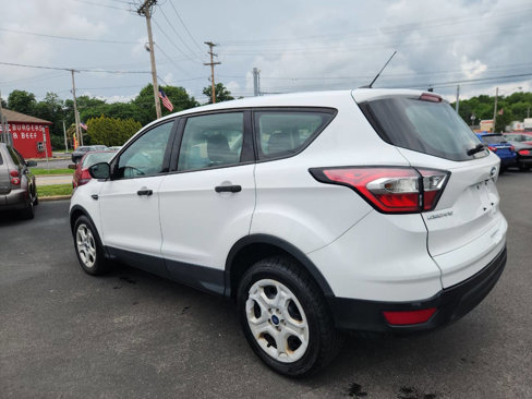 Used 2018 Ford Escape S image 4