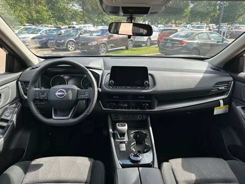 New 2026 Nissan Rogue SV image 6
