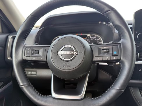 Used 2025 Nissan Pathfinder SL image 12