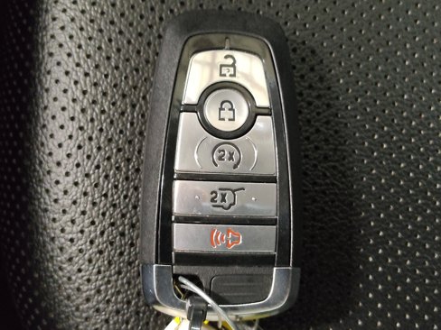 Used 2022 Ford Escape SEL image 32