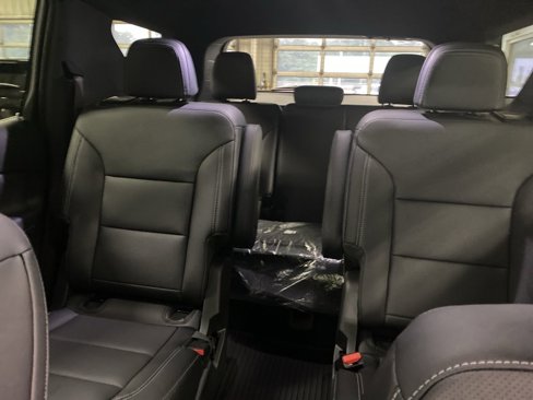 New 2026 Chevrolet Traverse LT w/ LPO, Floor Liner Package image 47