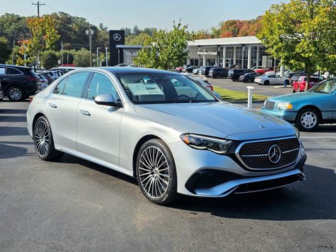New 2026 Mercedes-Benz E 350 4MATIC Sedan image 1