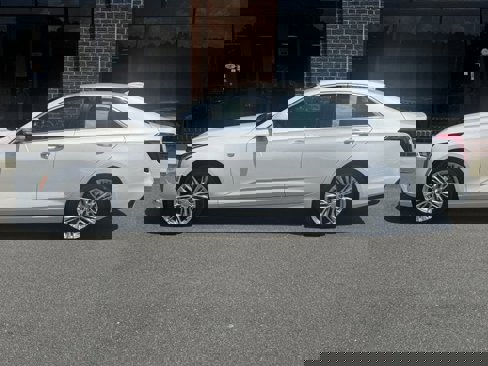 Used 2022 Cadillac CT4 Premium Luxury image 3