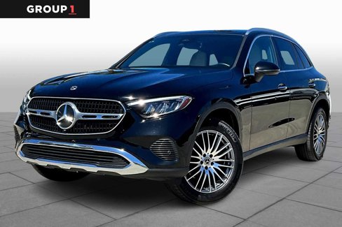 Used 2024 Mercedes-Benz GLC 300 4MATIC image 1
