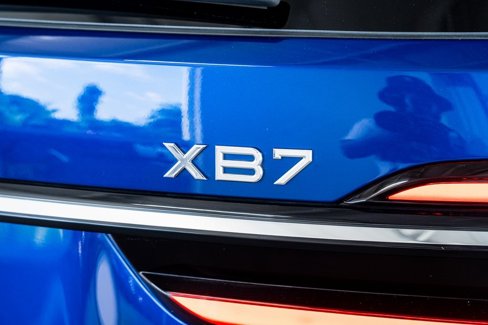Used 2024 BMW ALPINA XB7 image 33