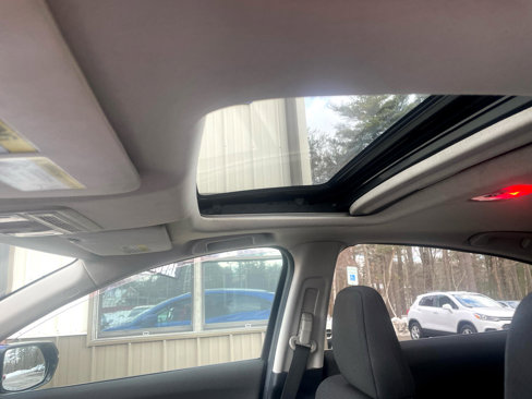 Used 2022 Honda HR-V EX image 16