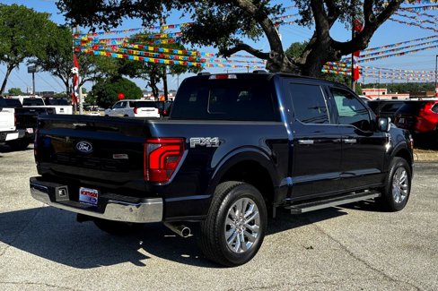 Used 2024 Ford F150 Lariat w/ FX4 Off-Road Package image 6