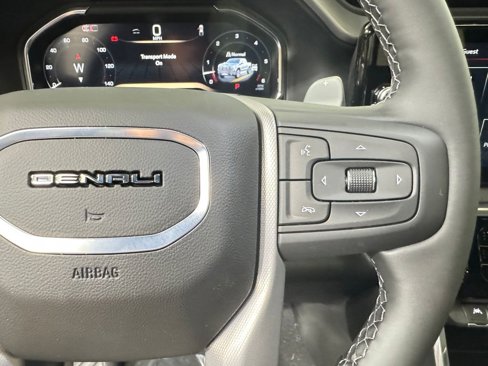New 2026 GMC Sierra 1500 Denali w/ Denali Reserve Package image 17