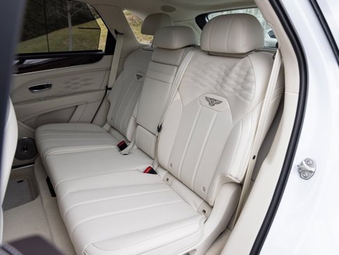 New 2025 Bentley Bentayga image 51