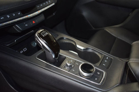 Used 2020 Cadillac XT4 Premium Luxury image 31