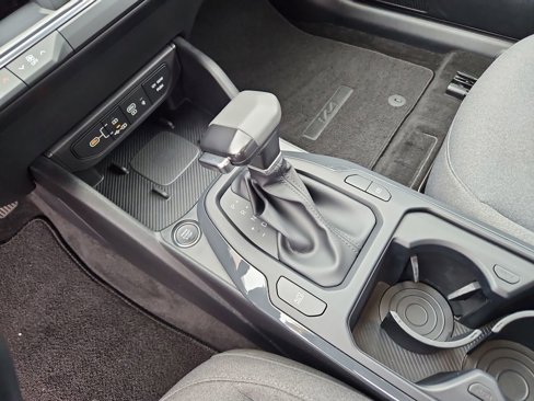 Used 2025 Kia K4 EX image 19