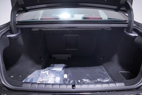 New 2026 BMW 740i w/ Premium Package image 17