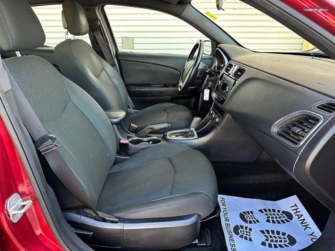 Used 2012 Chrysler 200 Touring image 10