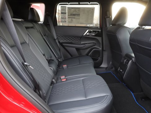 New 2025 Mitsubishi Outlander SEL Black Edition image 19