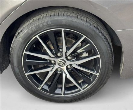 Used 2022 Toyota Camry SE image 9