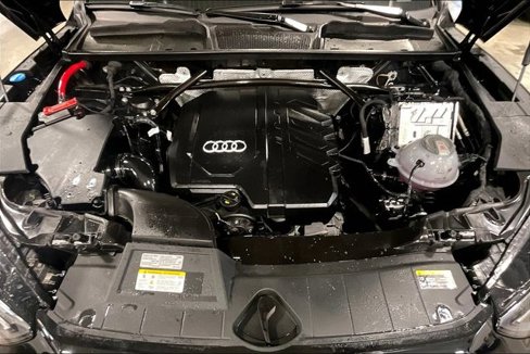 Certified 2025 Audi Q5 2.0T Premium image 10