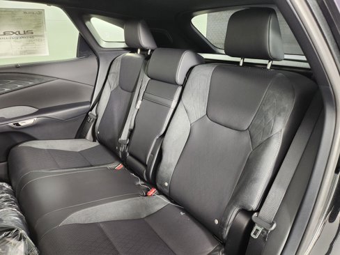 New 2025 Lexus RX 450h AWD w/ Luxury Package image 15