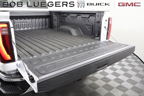 New 2026 GMC Sierra 2500 SLT w/ SLT Premium Package image 8