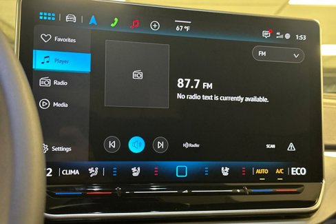 New 2025 Volkswagen ID.4 Pro S Plus image 17
