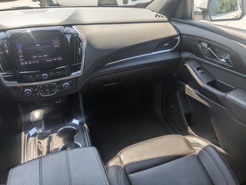 Used 2023 Chevrolet Traverse High Country image 19