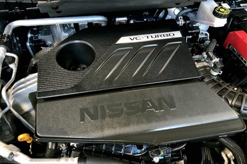 Certified 2025 Nissan Rogue SV image 32