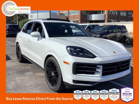 Used 2024 Porsche Cayenne image 1