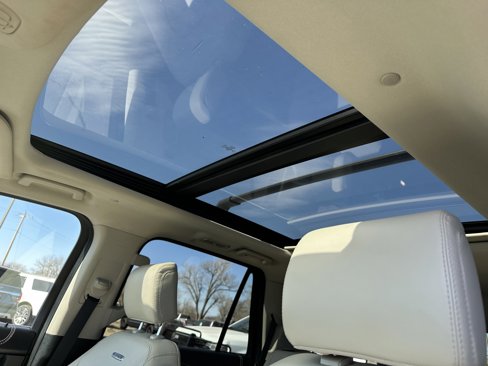 Used 2021 Ford Expedition Platinum image 12