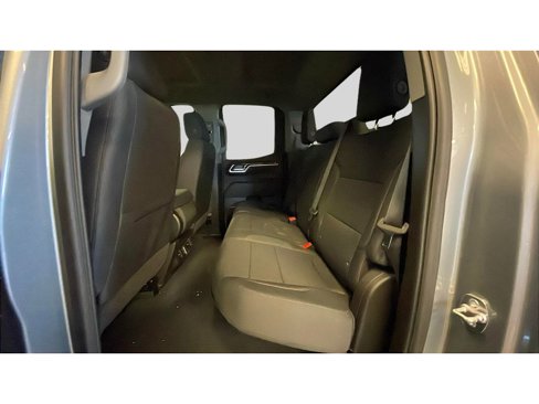 New 2026 GMC Sierra 1500 SLE image 14