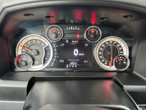 Used 2015 RAM 3500 Big Horn image 17
