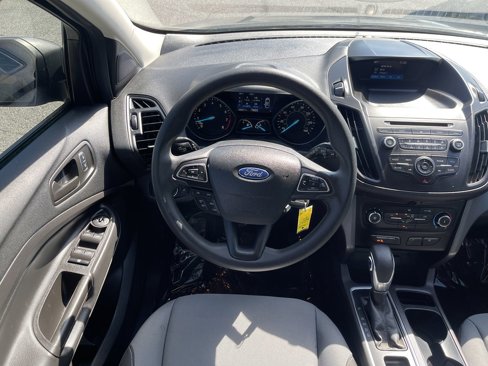 Used 2018 Ford Escape S image 10