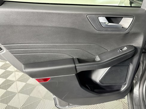 Used 2025 Ford Escape ST-Line Select image 25