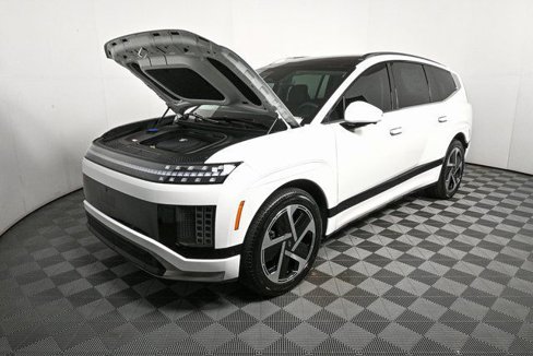 New 2026 Hyundai Ioniq 9 Calligraphy image 9