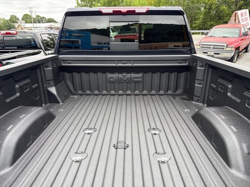 New 2025 GMC Sierra 2500 SLE w/ SLE Value Package; image 6