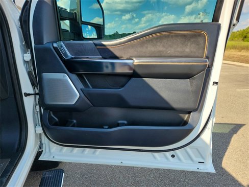Used 2024 Ford F250 Platinum image 42
