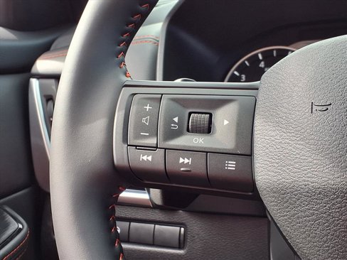 New 2026 Nissan Rogue SV image 20