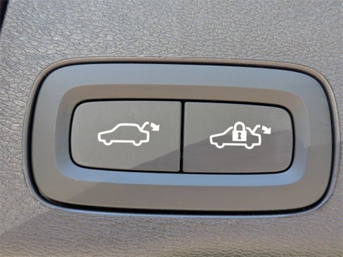 New 2026 Volvo XC60 B5 Core image 14
