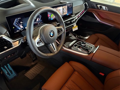 New 2026 BMW X7 M60i w/ Executive Package image 12