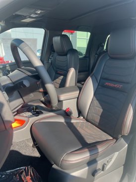 New 2025 Nissan Frontier PRO-4X w/ Pro Premium Package image 8
