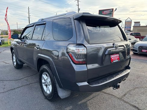Used 2017 Toyota 4Runner Limited image 3