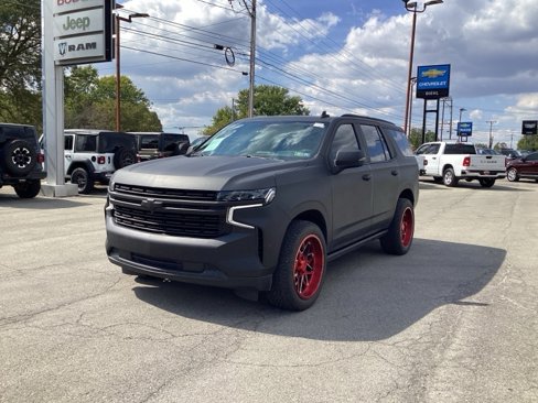 Used 2023 Chevrolet Tahoe Premier image 3