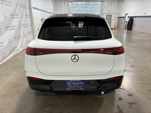 Used 2025 Mercedes-Benz EQS 450+ 4MATIC SUV image 4