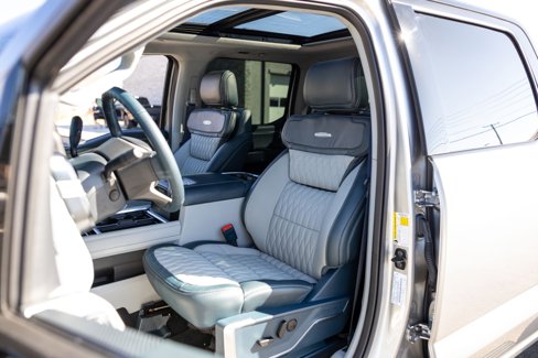 Used 2024 Ford F450 Limited w/ FX4 Off-Road Package image 31
