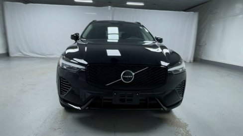 New 2026 Volvo XC60 T8 Plus w/ Protection Package Premier image 18