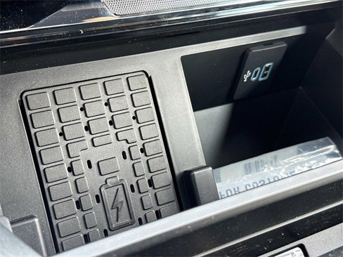 New 2025 Ford F250 Lariat w/ Lariat Ultimate Package image 24